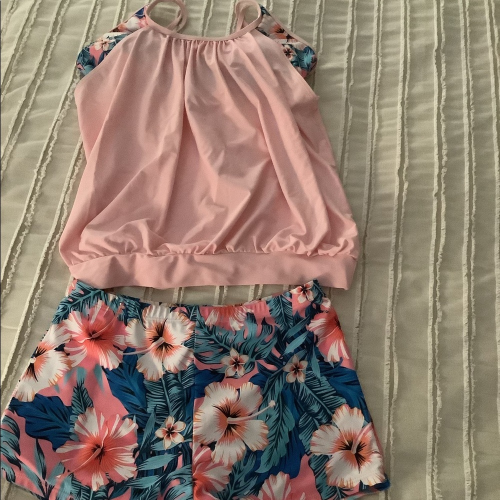 Medium 2 pc bathing suit